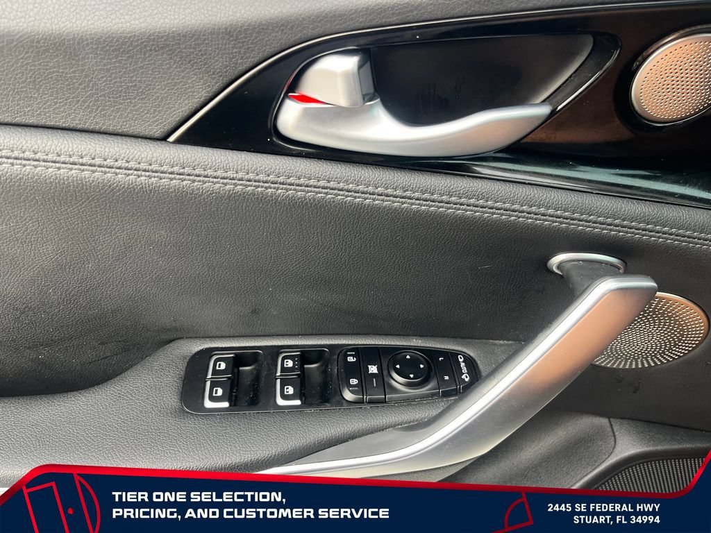 Used 2020  Kia GT-Line image 17