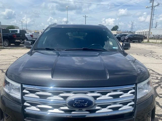 Certified Used 2019 Magnetic Ford XLT image 3