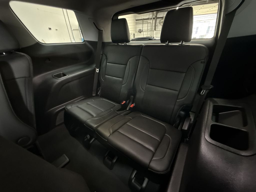 Used 2023 Sterling Metallic GMC SLT image 19