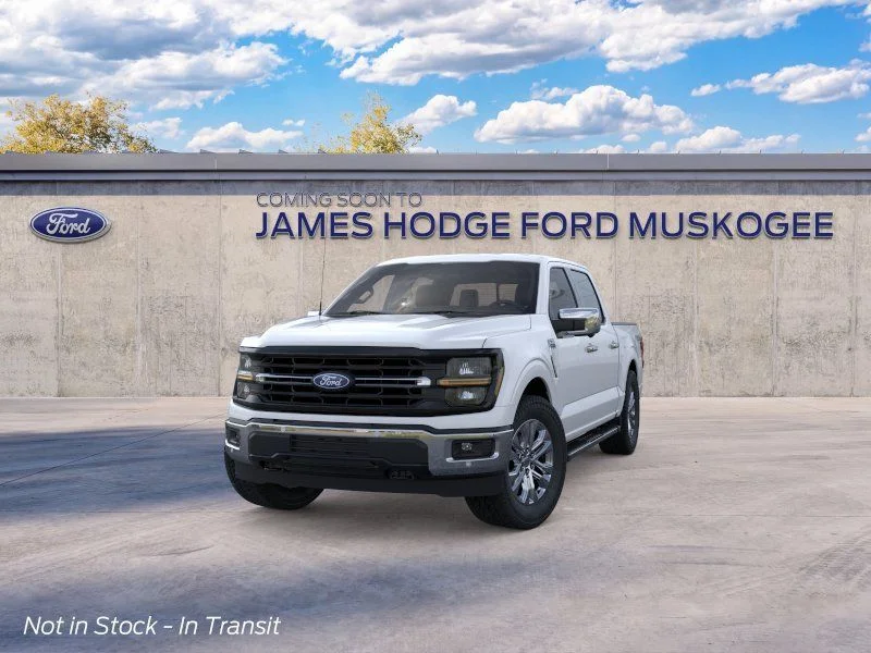 New 2026 White Ford XLT image 2