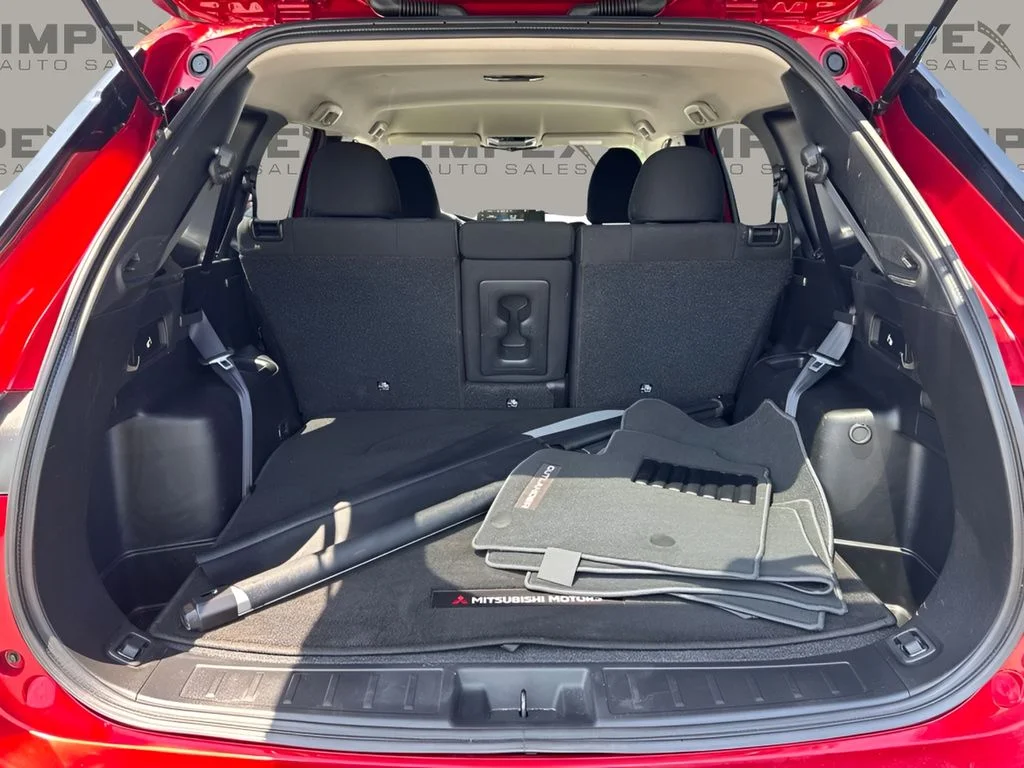 Used 2025 Red Mitsubishi ES image 26