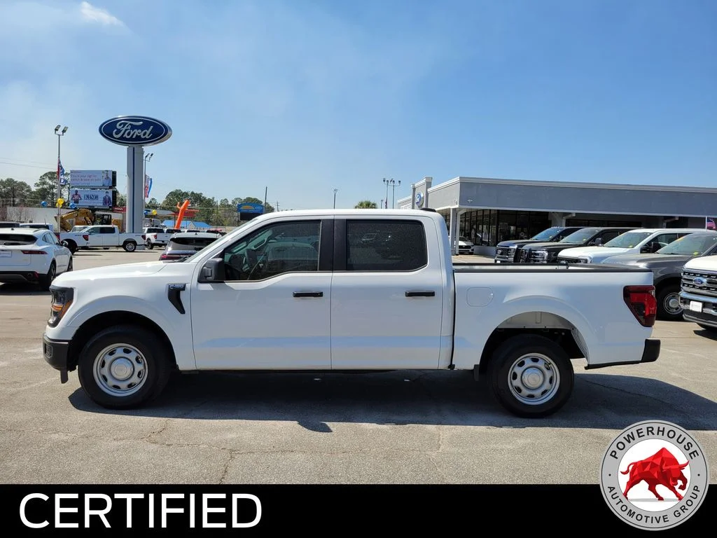 Used 2025 White Ford XL image 3