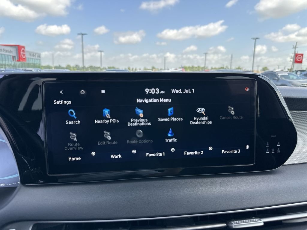 Used 2025 Silver Hyundai SEL image 24