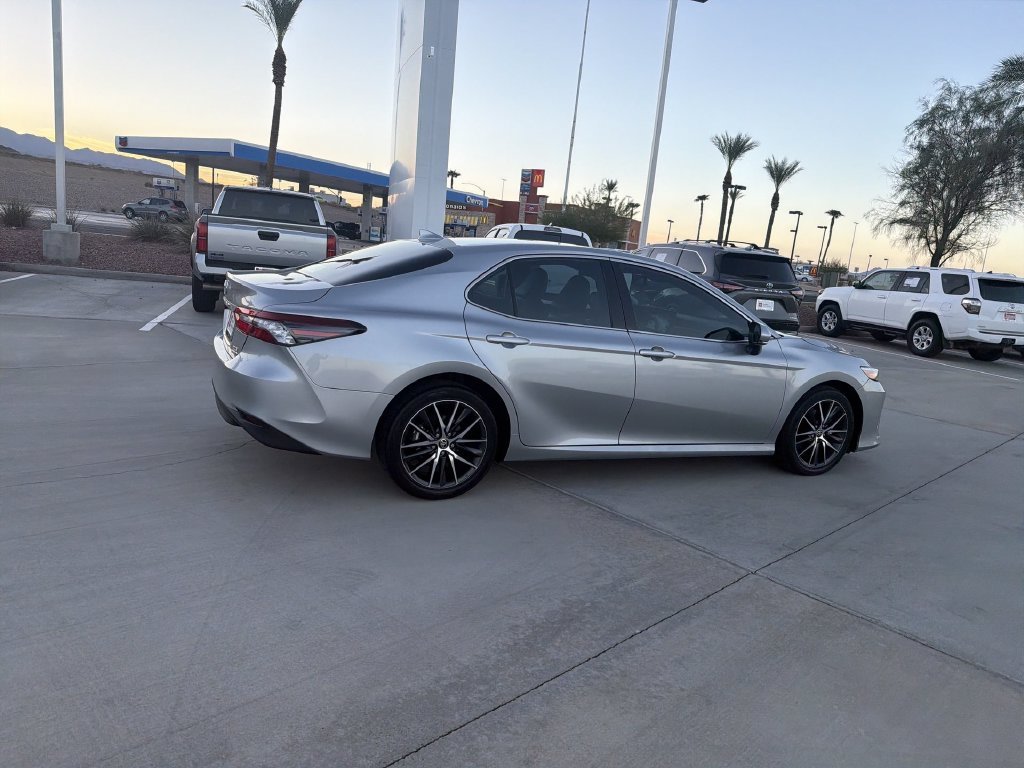 2024 Toyota Camry XLE - Photo 4