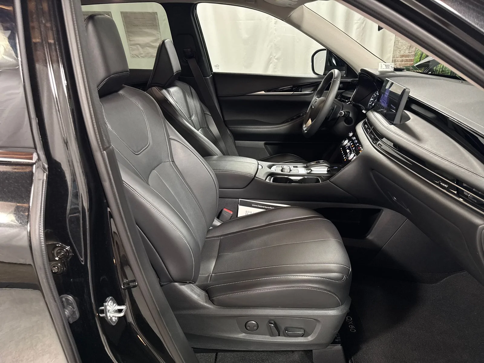 2025 INFINITI QX60 PURE - Photo 30