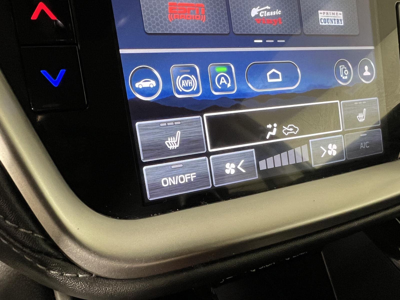 Used 2025 Magnetite Gray Metallic Subaru Premium image 3