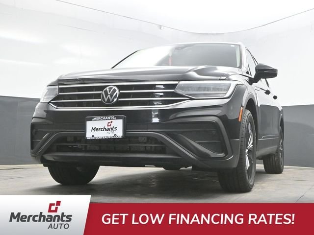 Used 2024 Black Volkswagen 2.0T SE image 43