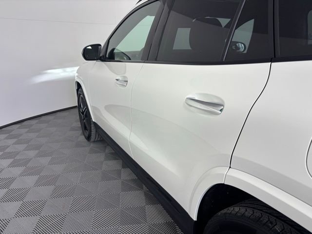 New 2026 White Mercedes-Benz GLA 250 image 10
