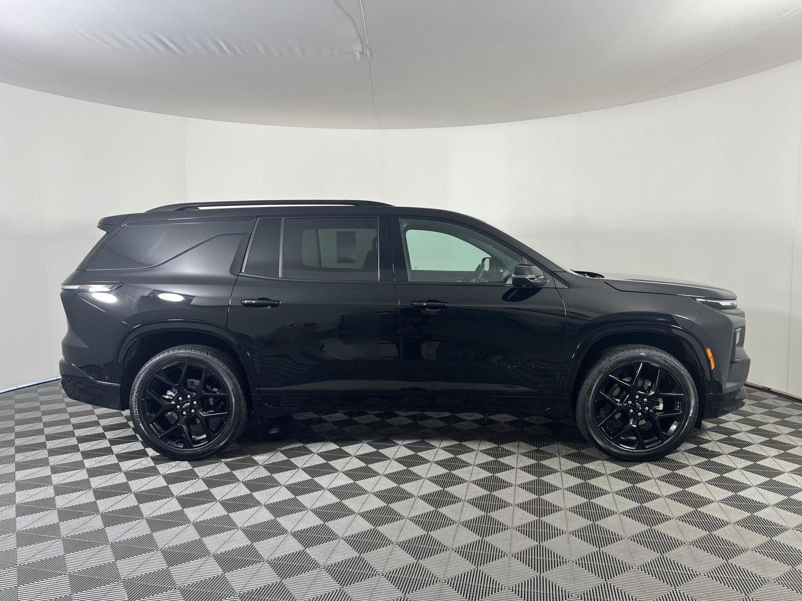 Used 2024 Mosaic Black Metallic Chevrolet AWD RS image 29