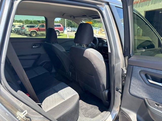 Used 2023 Gray Nissan SV image 16