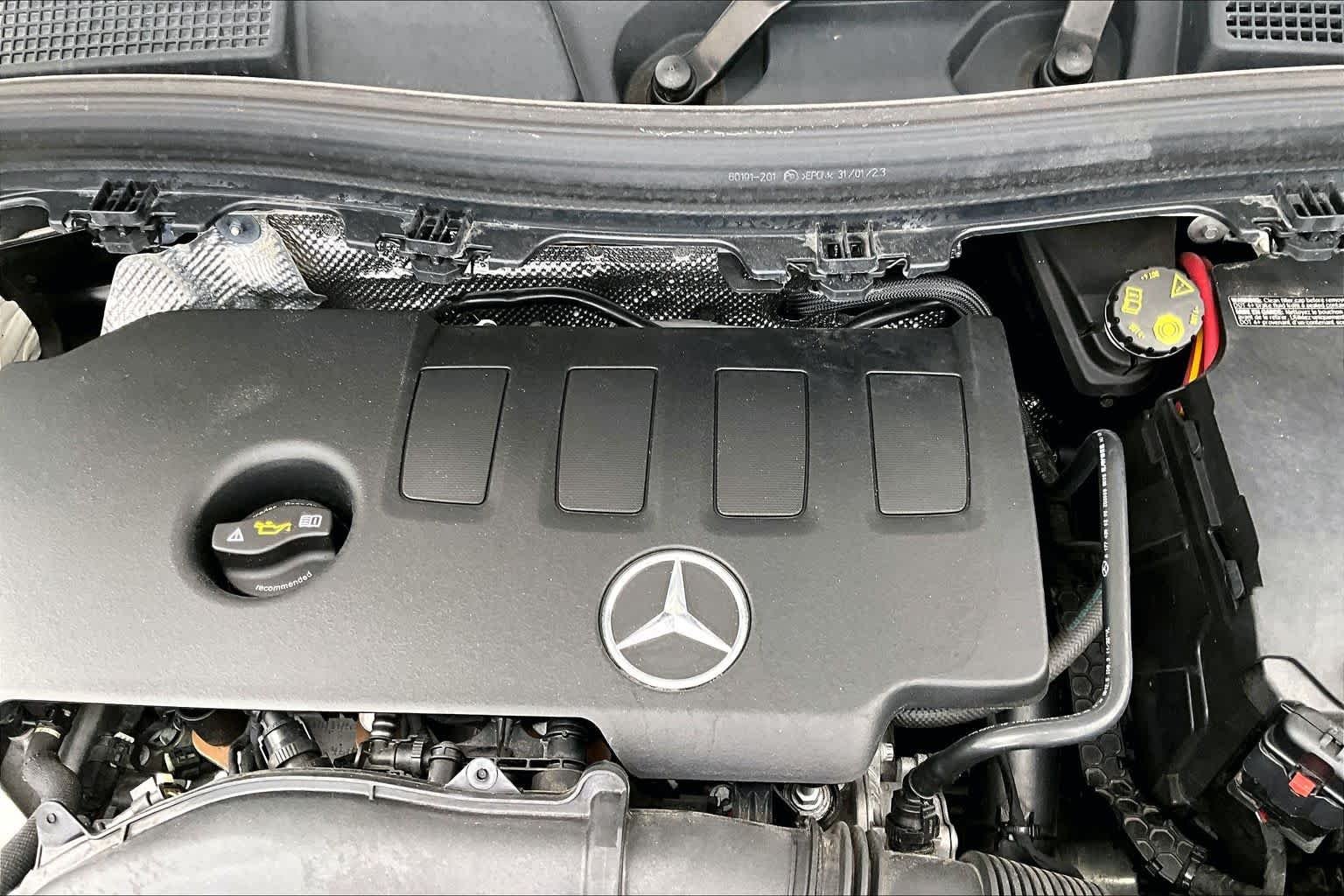 Used 2023 Polar White Mercedes-Benz GLA 250 image 33