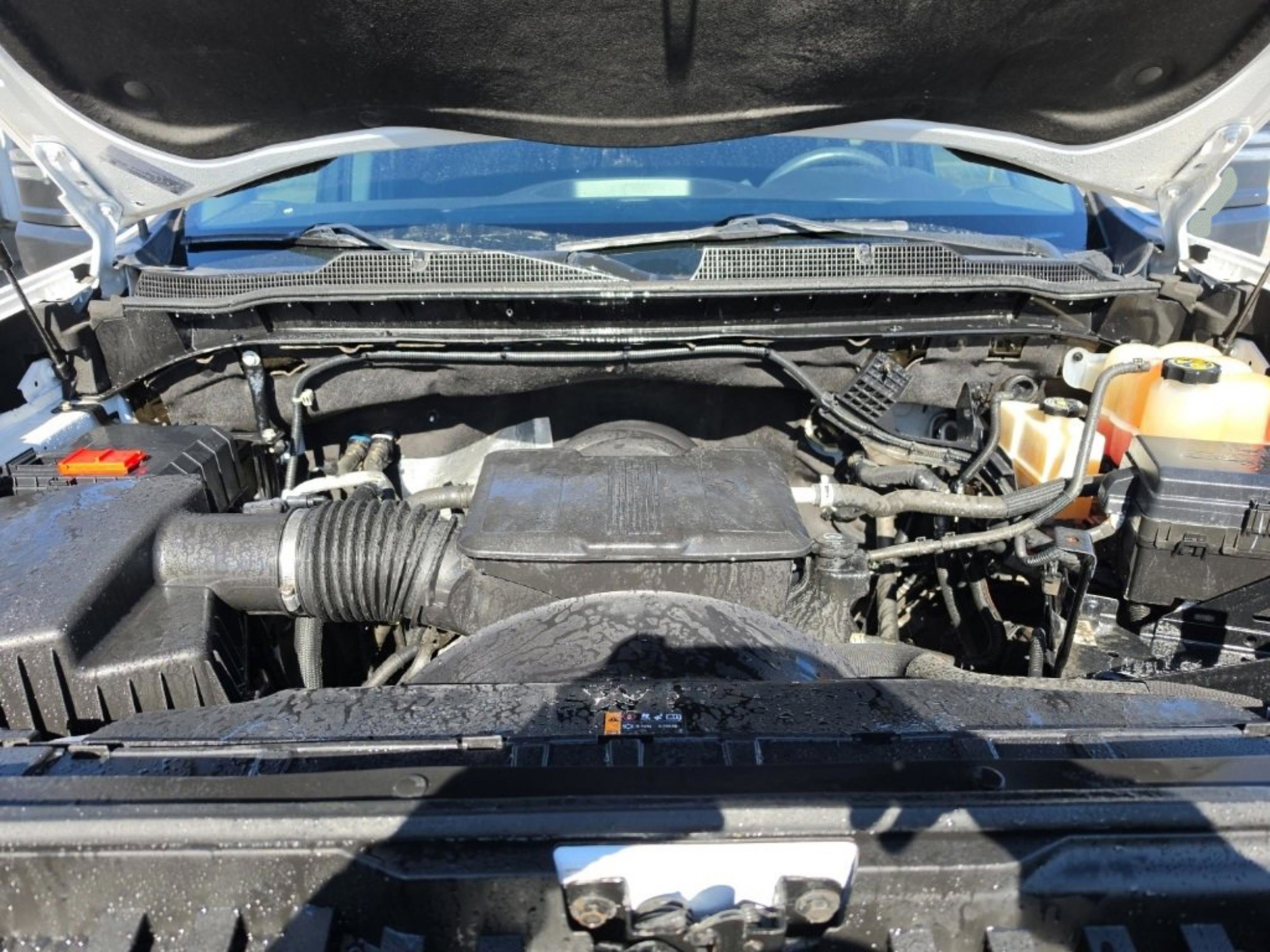 Used 2023 Summit White Chevrolet Custom image 12