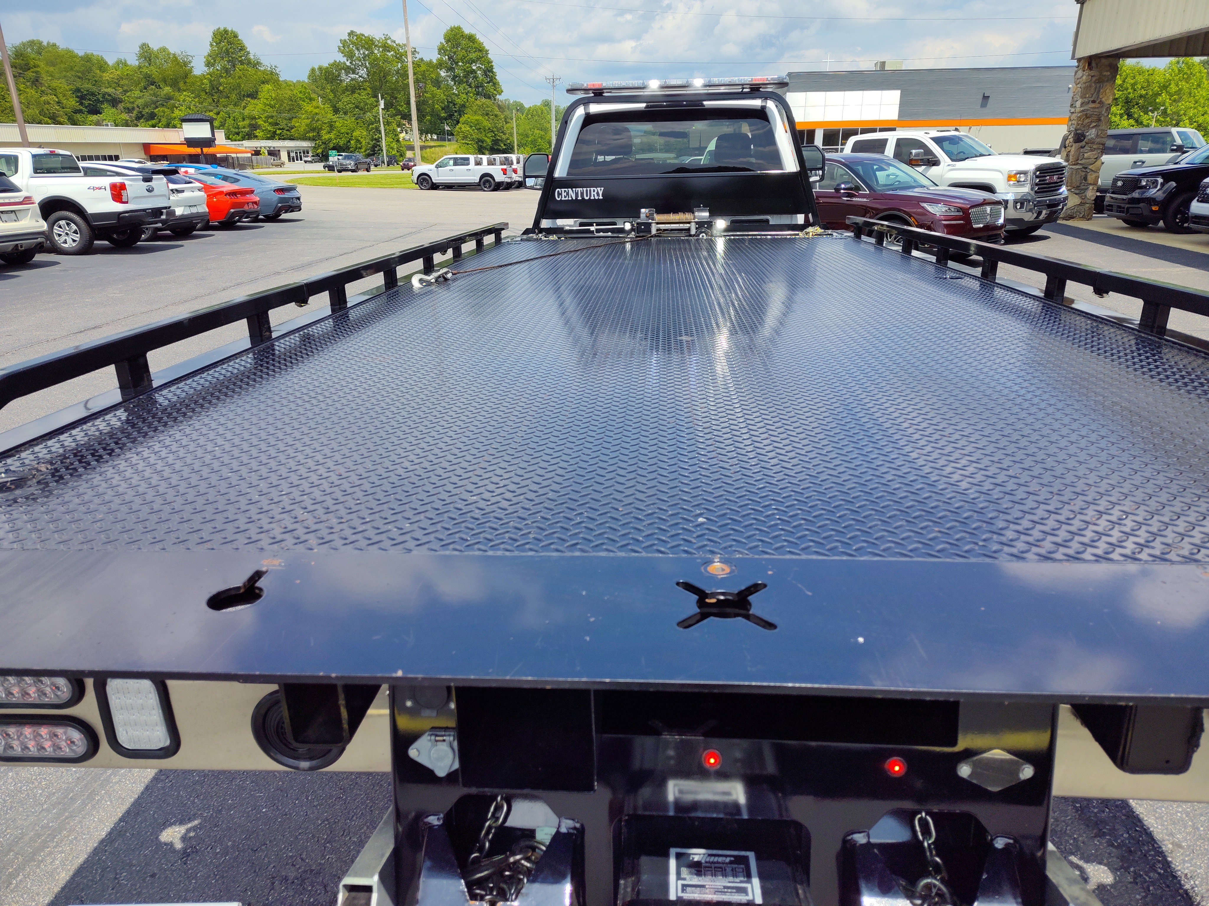 2024 Ford F-550 Super Duty Chassis Cab XLT - Photo 10