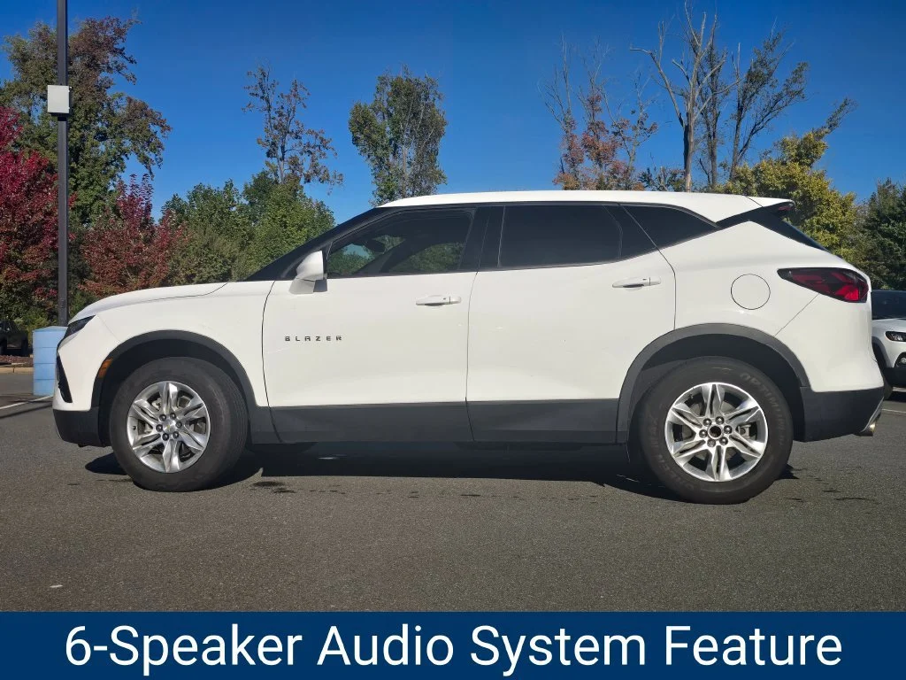 Certified Used 2022 SUMMIT WHITE Chevrolet LT image 5