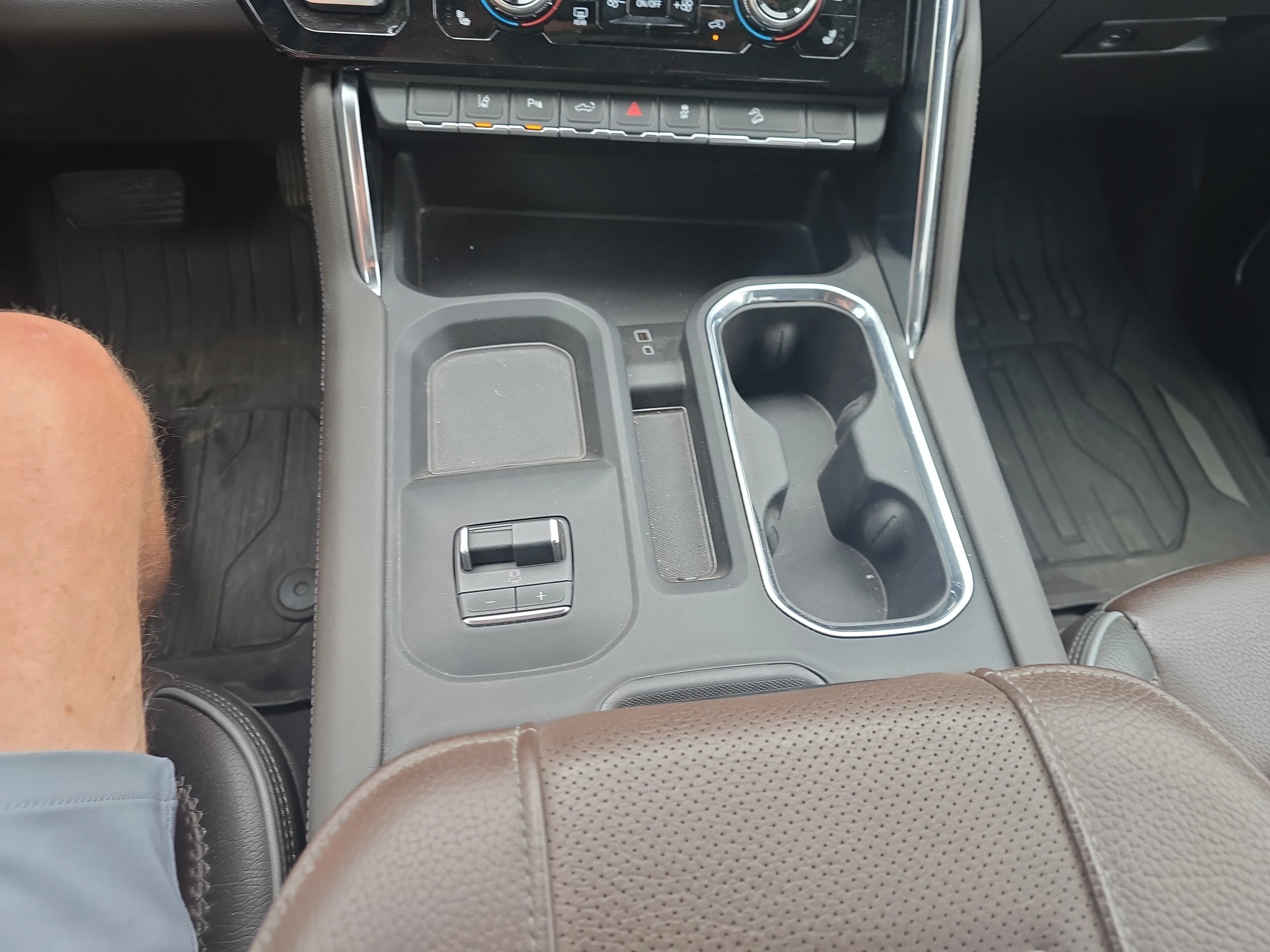Used 2026 Summit White GMC Denali image 29