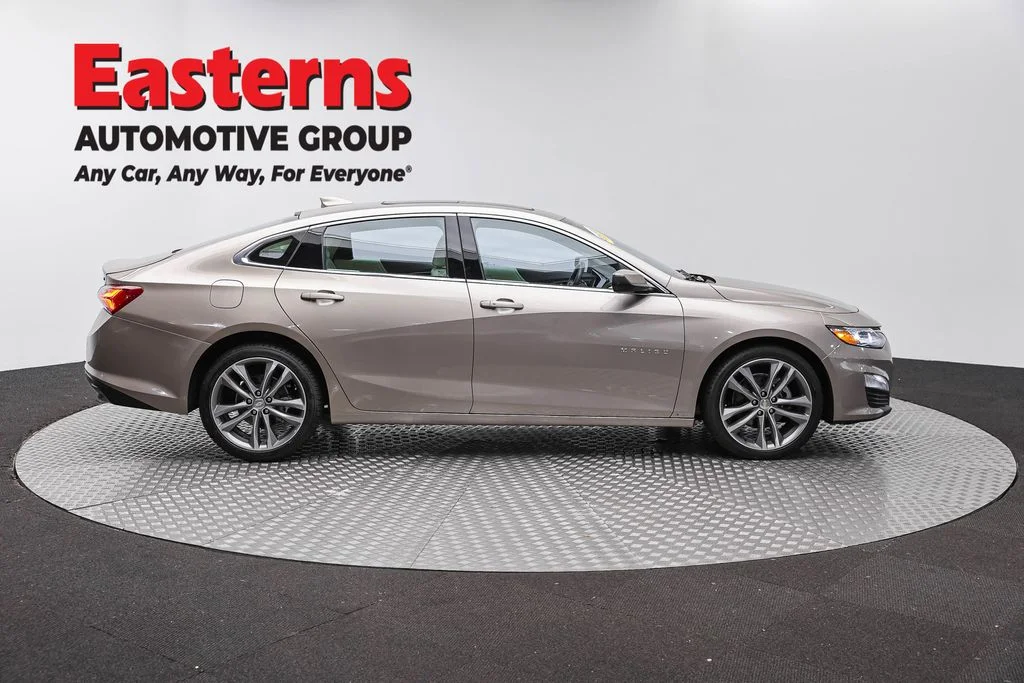 Used 2024 Gray Chevrolet LT image 4