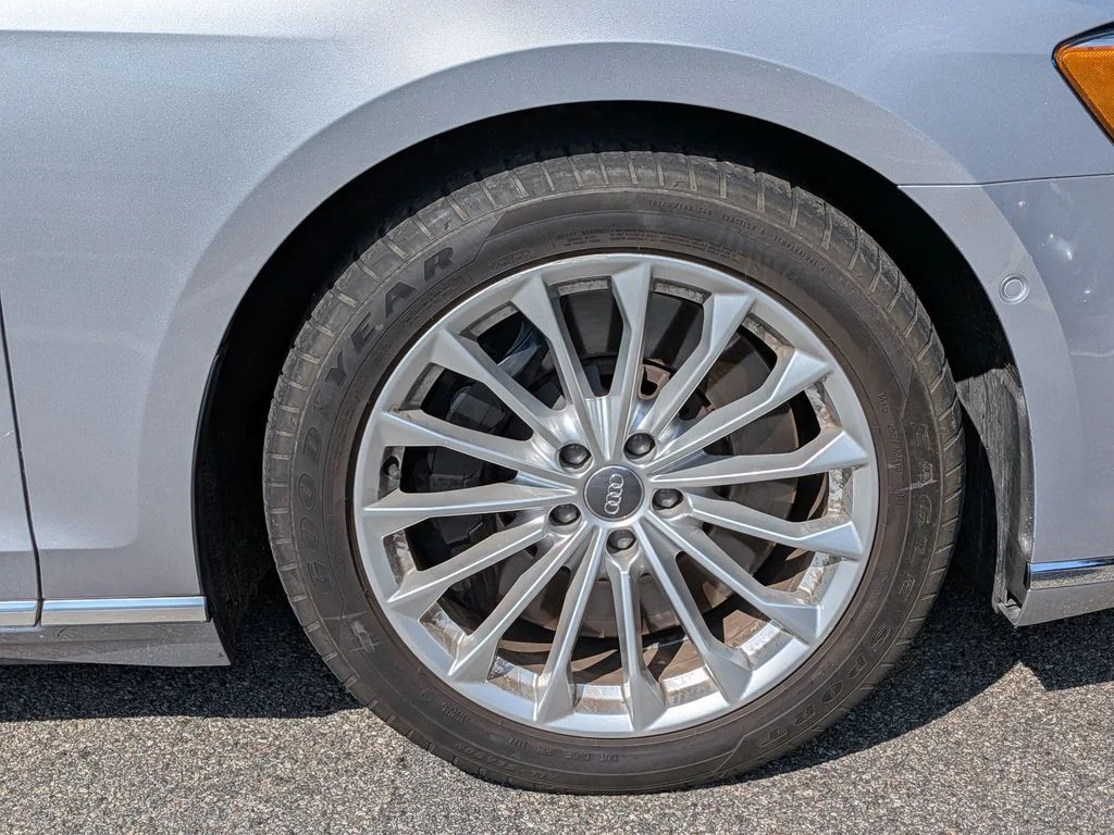 Used 2020 Silver Audi L 60 image 10