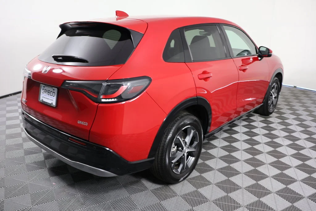 Used 2025 Milano Red Honda EX-L image 7