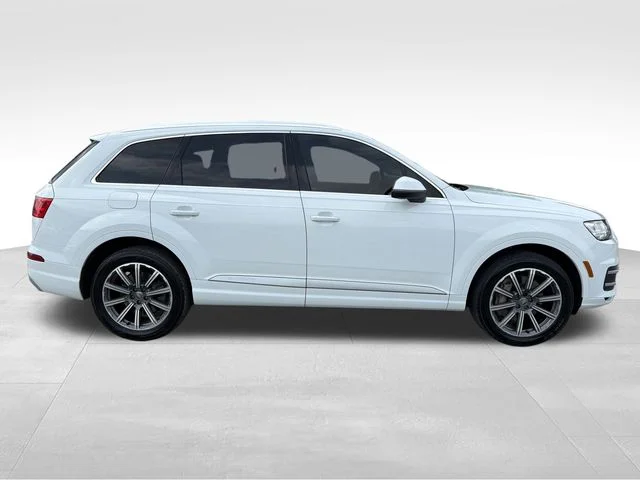 Used 2017  Audi 3.0 TDI Premium Plus image 8