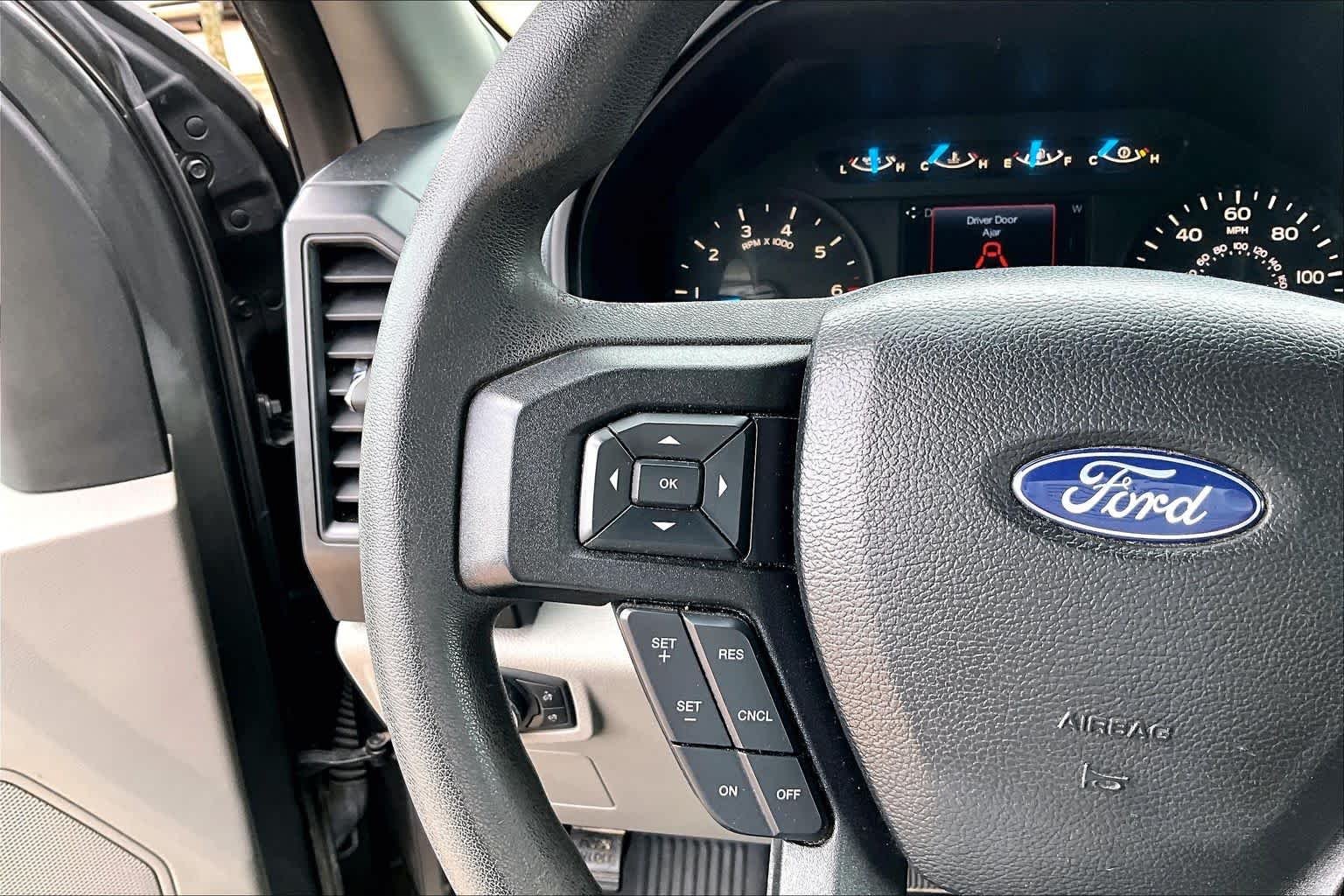 Used 2017 Magnetic Metallic Ford XL image 13