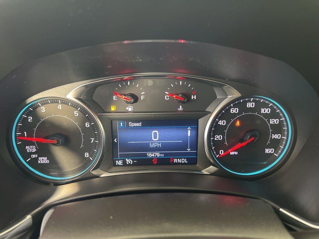 Used 2024 Summit White Chevrolet LT image 19