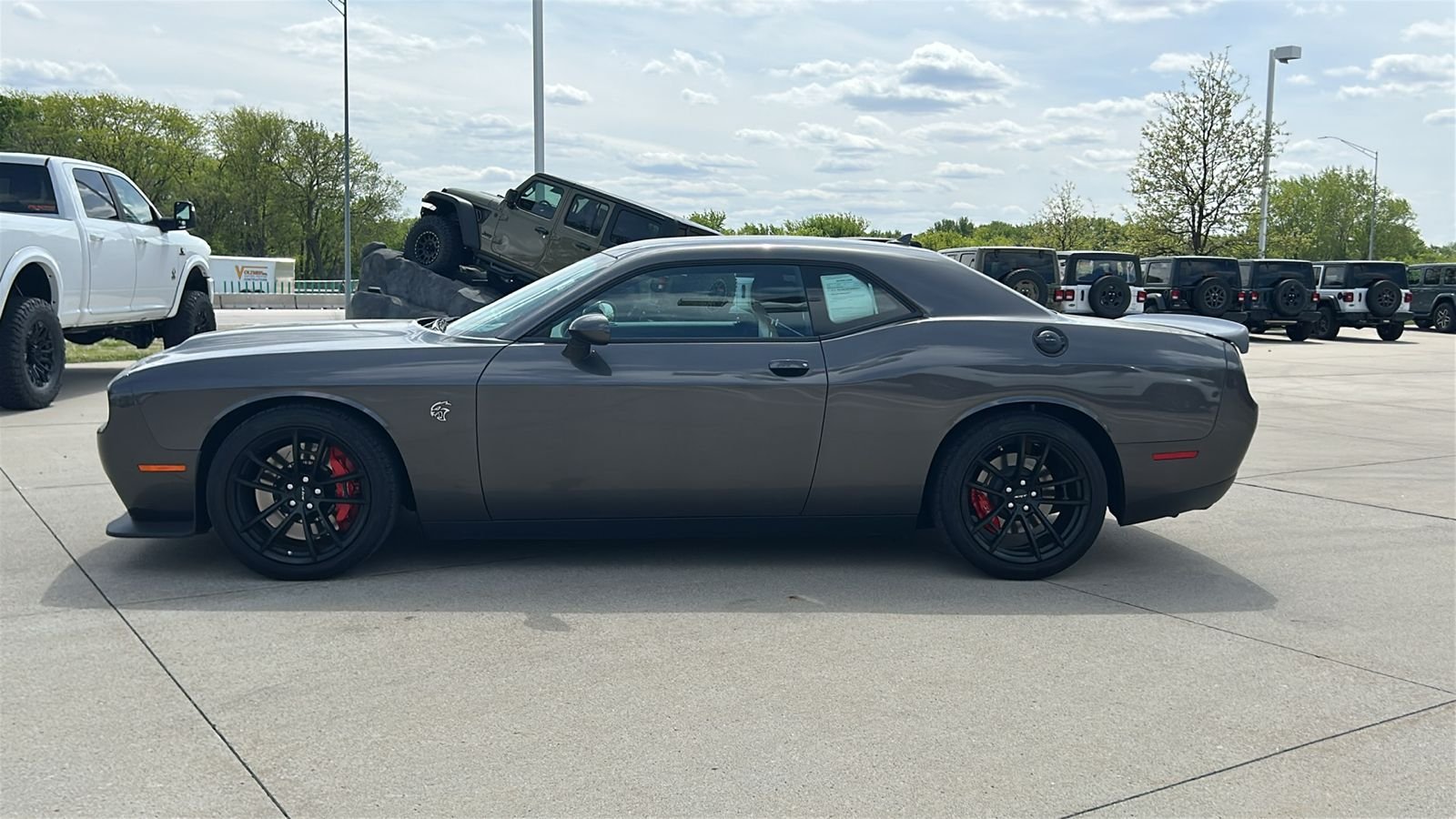 Used 2023 Gray Dodge SRT Hellcat Jailbreak image 7