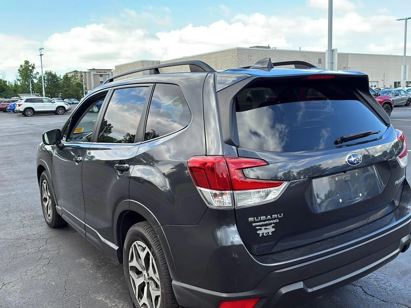 Used 2019 Dark Gray Metallic Subaru Premium image 20