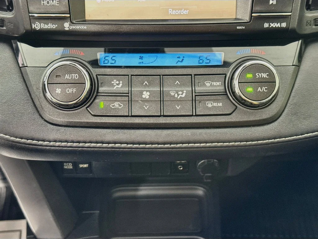 Used 2017 Gray Toyota XLE image 17