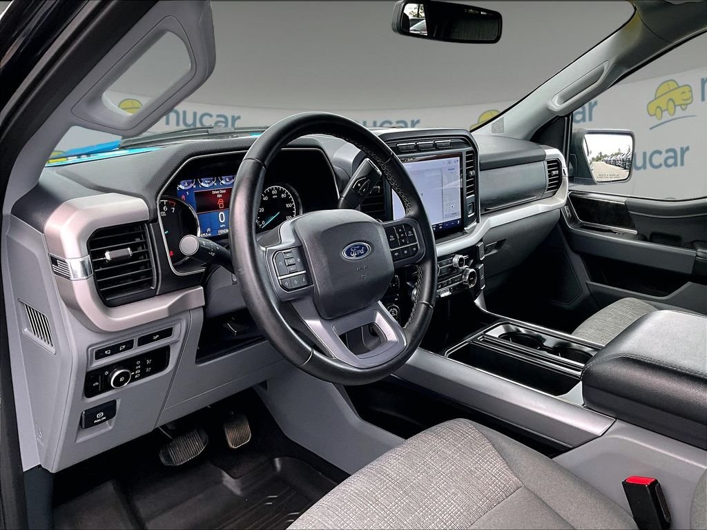 Used 2023 Blue Ford XLT image 8
