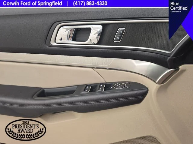 Used 2019 White Platinum Clearcoat Metallic Ford XLT image 38