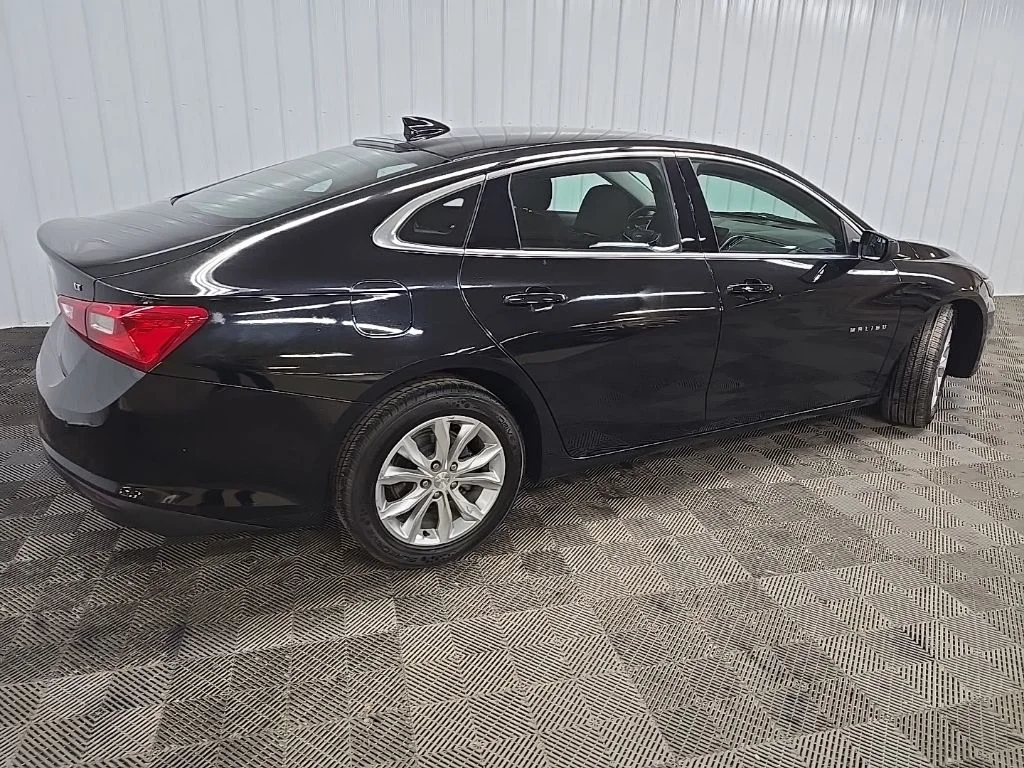 Used 2023 Black Chevrolet LT image 3