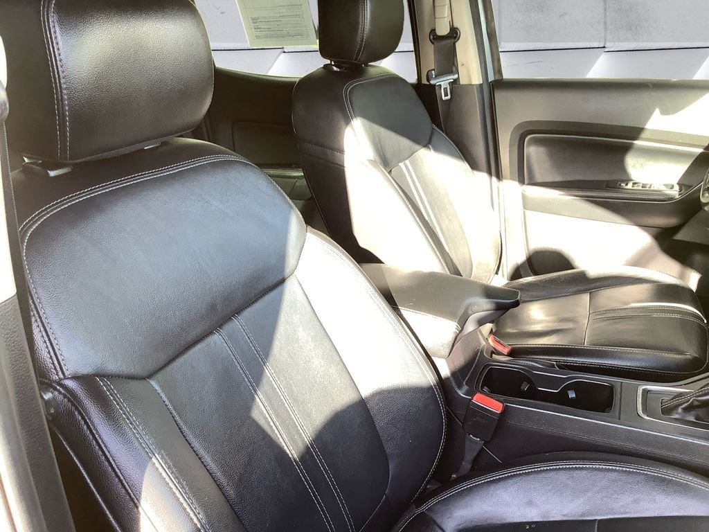 Used 2020 Silver Ford Lariat image 14