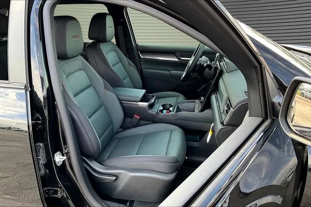 2026 GMC Terrain AT4 - Photo 11