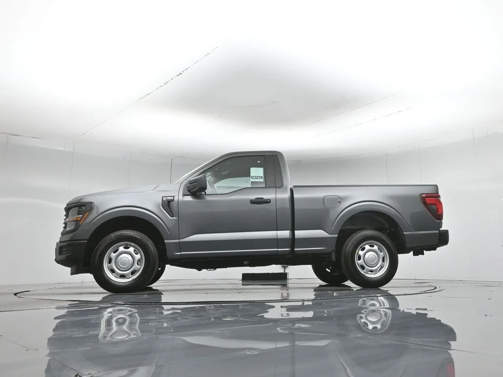 New 2026 Gray Ford XL image 7