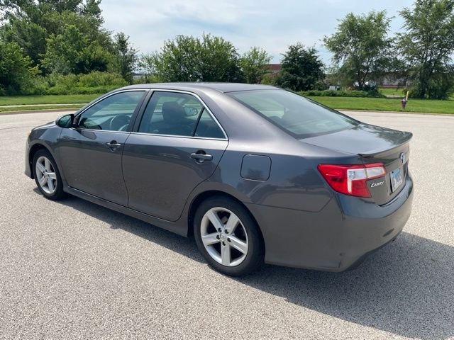 Used 2014 Gray Toyota SE image 4