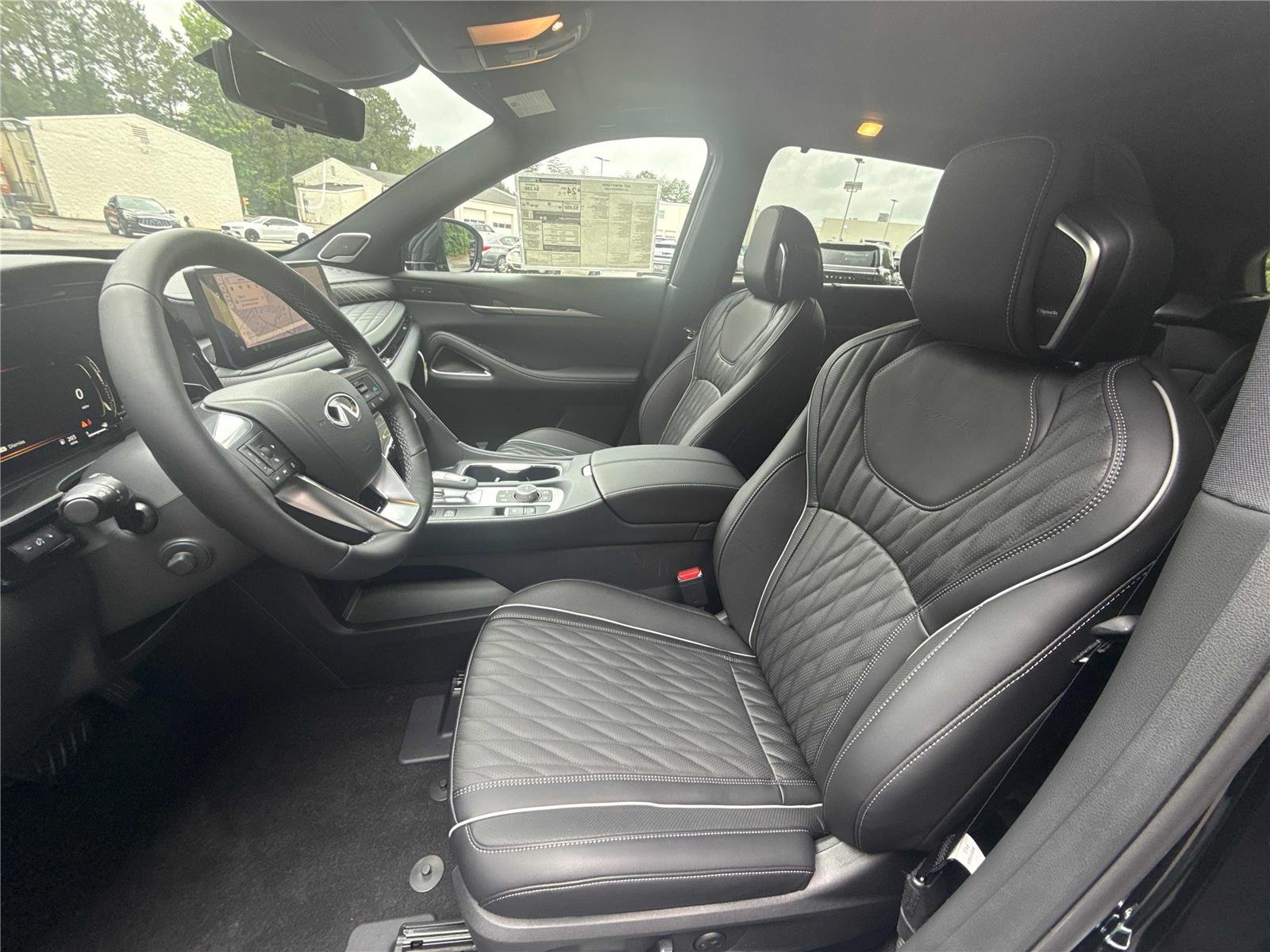 New 2027 MINERAL BLACK INFINITI Autograph AWD image 11