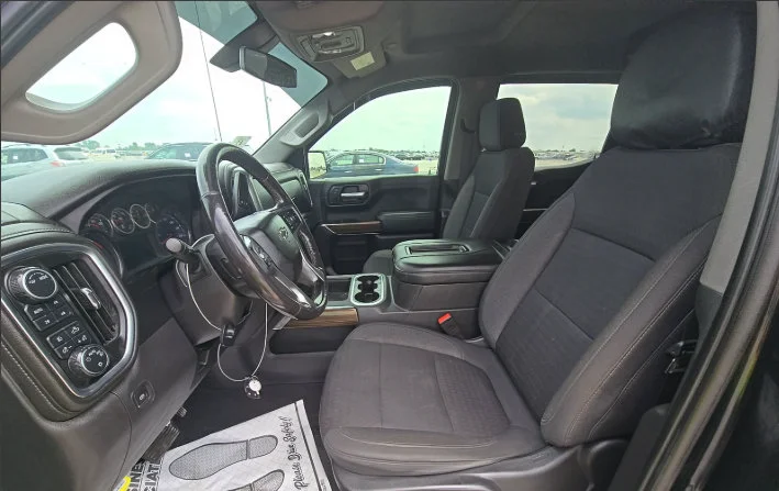 Used 2020 BLACK Chevrolet LT Trail Boss image 7