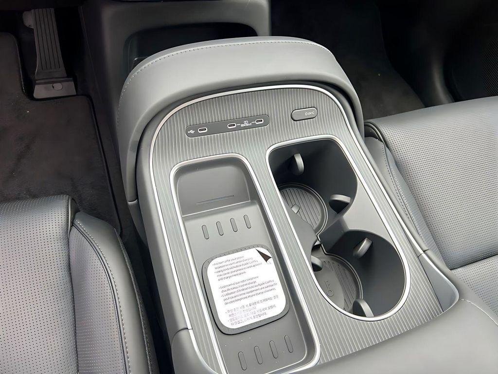 2026 Hyundai Palisade Calligraphy - Photo 23