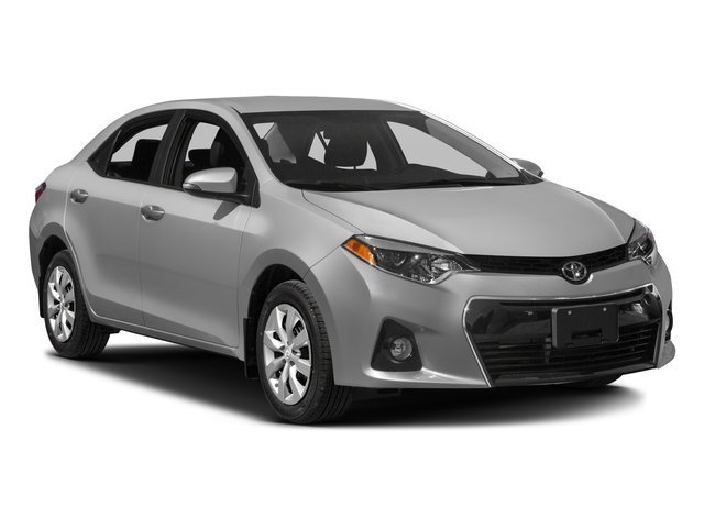 Used 2016  Toyota  image 6