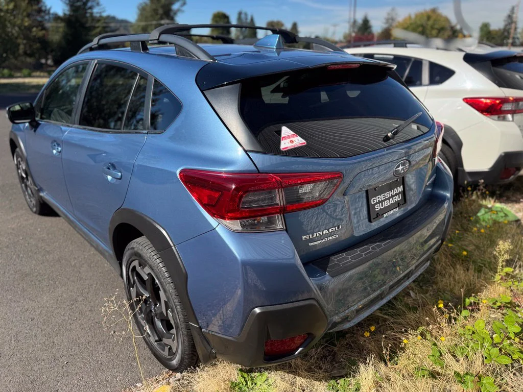 Used 2021 Horizon Blue Pearl Subaru Limited image 2