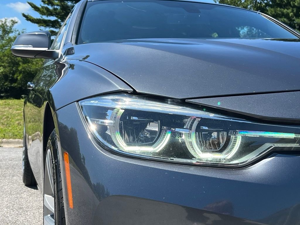 Used 2018 Mineral Grey Metallic BMW 330i xDrive image 10