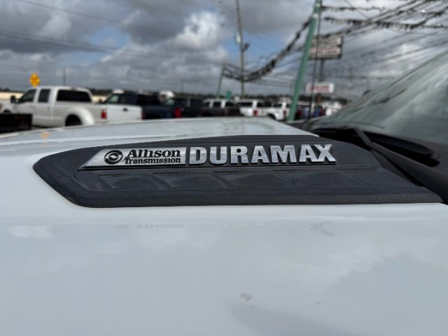 Used 2020 Summit White Chevrolet Work Truck image 13