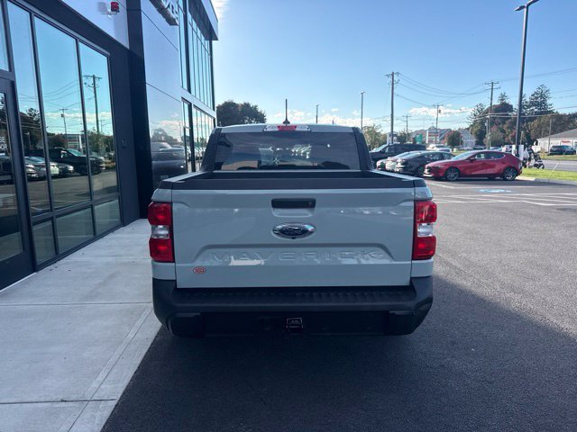 Used 2024 Green Ford XLT image 4