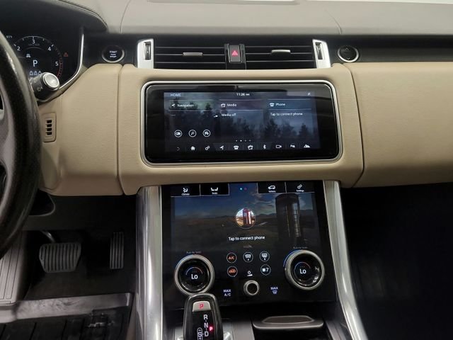 Used 2020 Black Land Rover HSE Td6 image 32