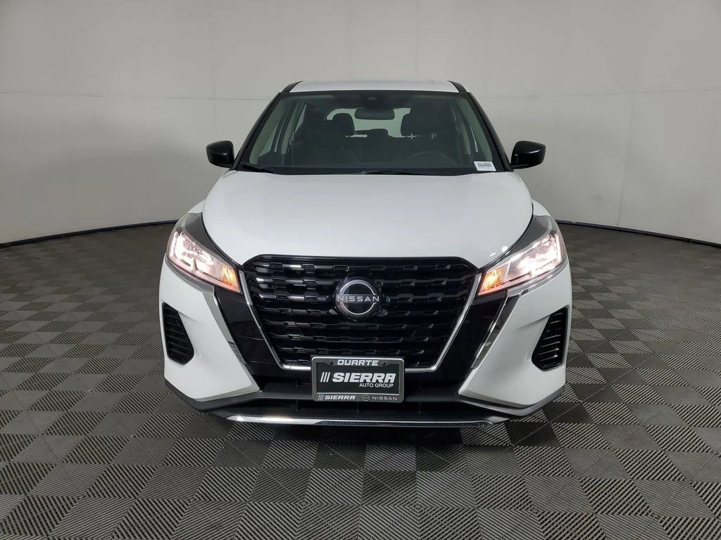 2025 Nissan KICKS PLAY Base - Photo 9