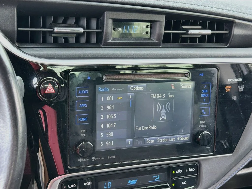 Used 2017 Slate Metallic Toyota L image 11
