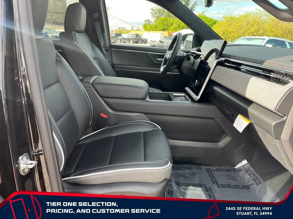 New 2026 Onyx Black GMC Elevation Extended Range image 18