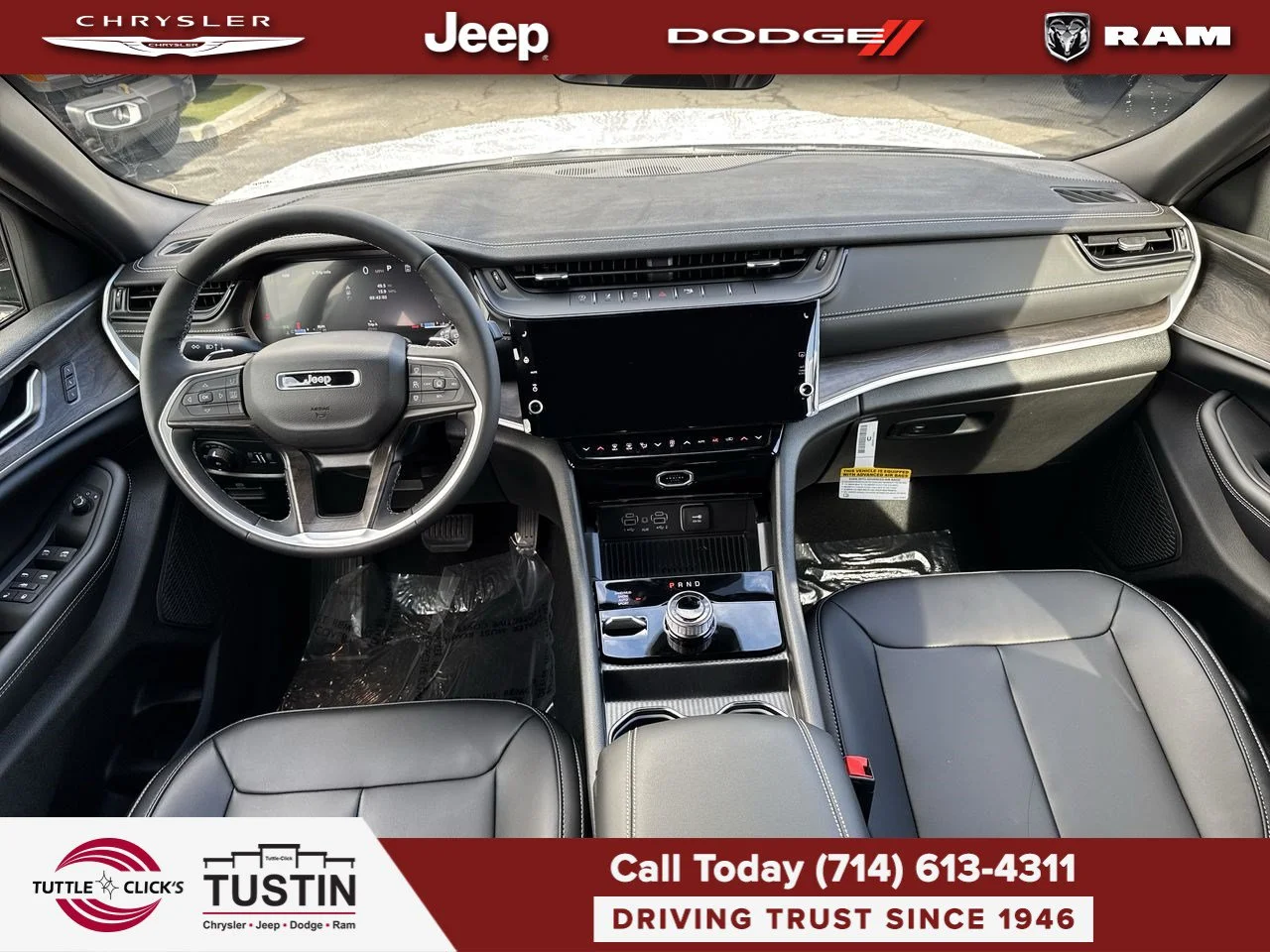 New 2027 Bright White Clear-Coat Paint Jeep Limited image 18