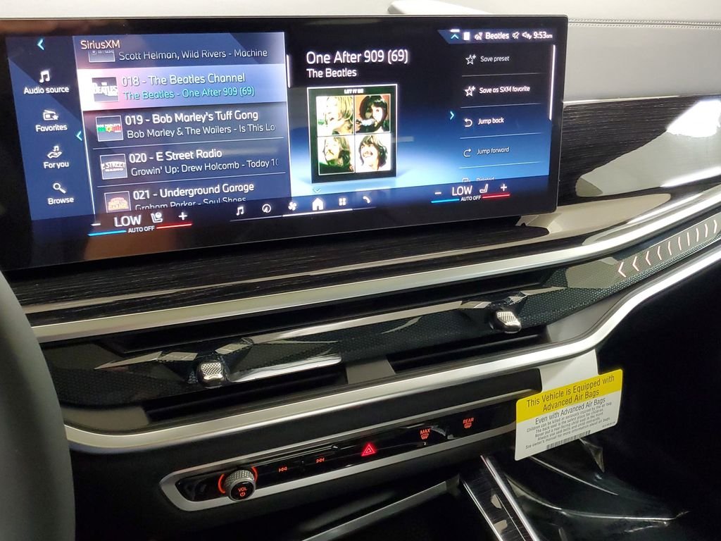 2026 BMW X7 40i - Photo 17