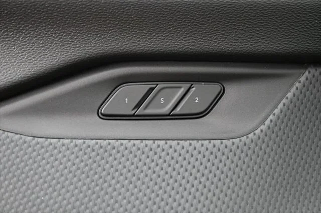 2026 Jeep Cherokee Overland - Photo 26